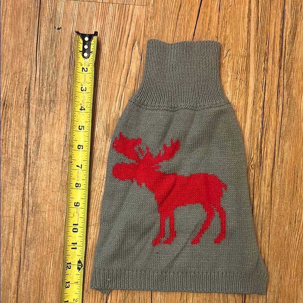 Small Dog Gray Sweater with Red Moose Design